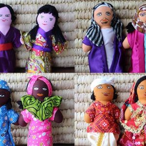 pack 4 multicultural dolls